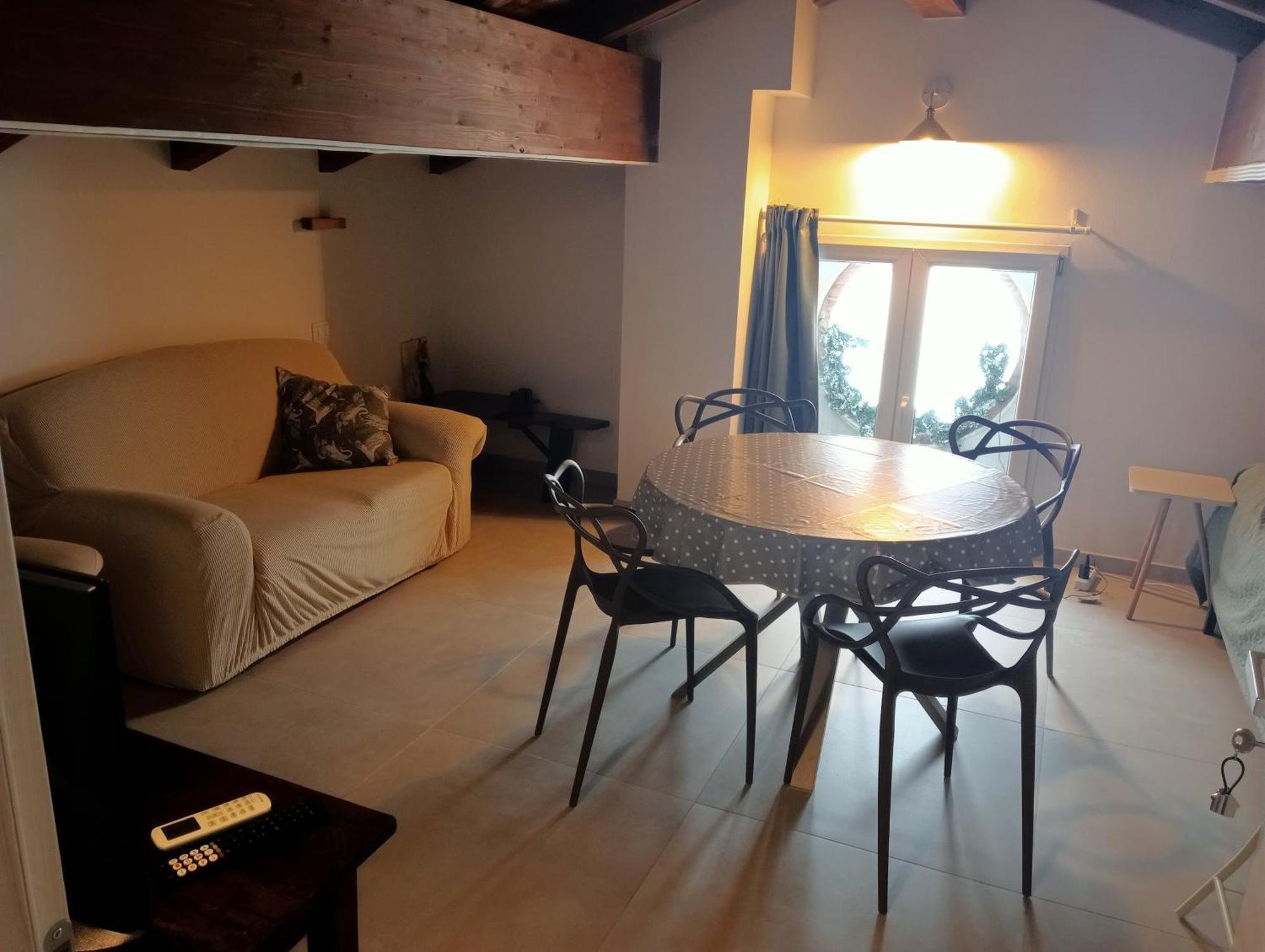 Casale Monte Valestra Bed & Breakfast Bebbio Bagian luar foto